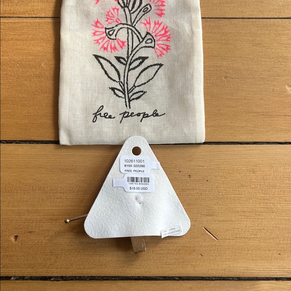 Free People Clothing Accessory - Picture 4 of 6